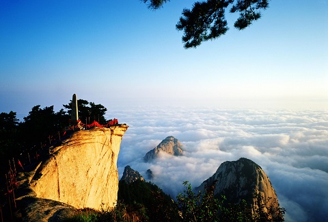 陜西西安旅游|古都西安 法門寺 乾陵 兵馬俑 華清池 延安 壺口 黃陵6日游|西安華北東市|云南國(guó)際旅行社提供線路
